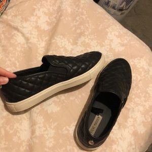 Steve Madden slip-on